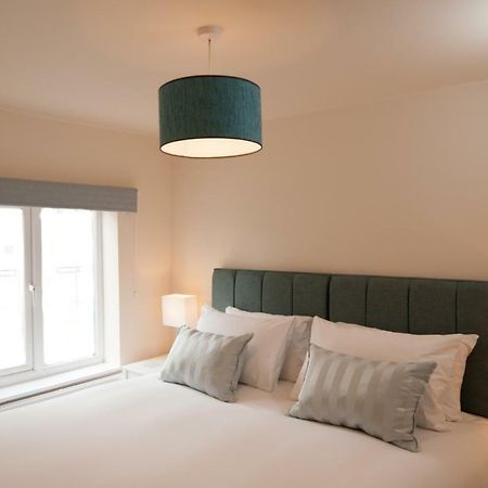 The Wellington - Ideal For Professionals Burton-upon-Trent Exterior photo